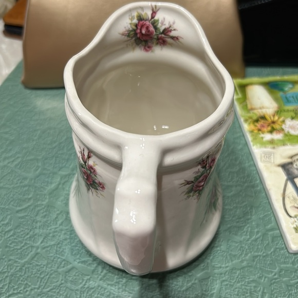 Pink Roses IRONSTONE Jug Marked Great condition - Picture 3 of 7